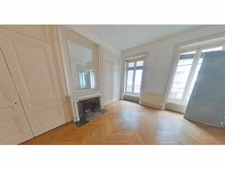 appartement 4 pieces // lyon 6 eme