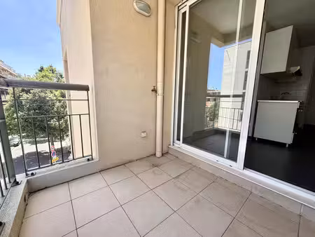 vente appartement toulon 83000 - - surface privée