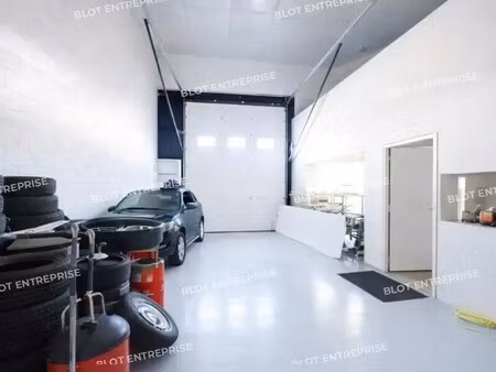 location local d’activités saint malo 35400 200m²