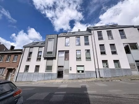 appartement à louer à rue des carrières 29 namur (vbe34488)