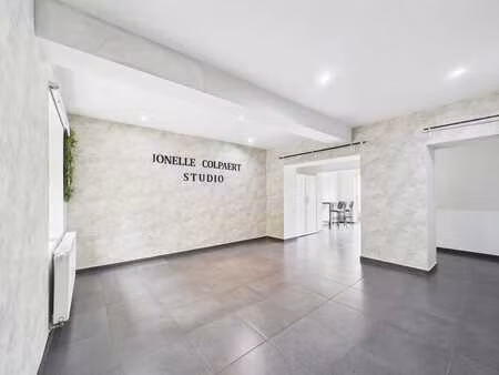 *** plus de visite possible *** maison rénovée 2 chambres av