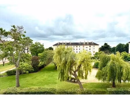 appartement 3 pièces de 57 80 m² à le mesnil-le-roi
