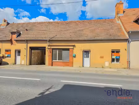 maison de ville avec jardin et grand garage 15 min de moulins