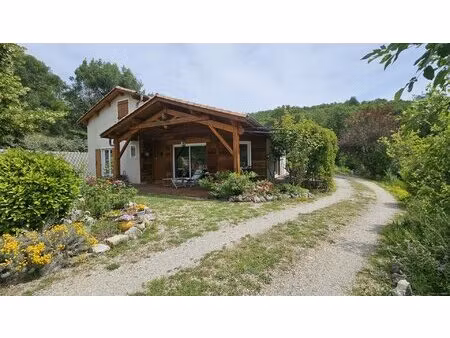 maison ossature bois avec une vue panoramique