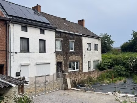 maison à vendre avec jardin et 3 chambres   gilly (vwd17792)