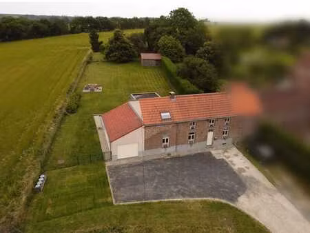 maison 3 façades avec jardin à ittre  240 m² peb b