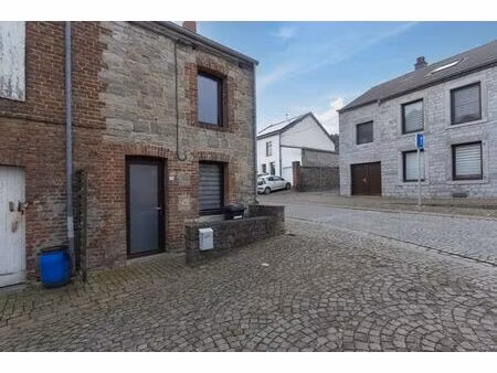 maison à vendre avec terrasse et 2 chambres   treignes (vbe34207)
