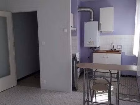 location appartement t1 à beaumont (63110) : à louer t1 / 24m² beaumont