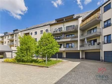 magnigique duplex de ± 152 m² avec terrasse