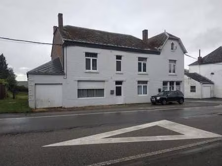 maisons 3 façades  930m2 de terrain à momignies