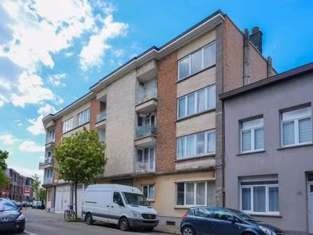 appartement à vendre à deurne € 149.000 (lp67i) - van walleghem & sanders | zimmo