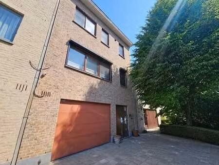 maison 4/5 chambres avec garage et jardin
