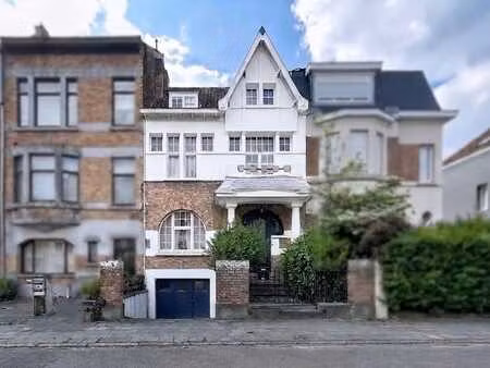 maison avec jardin à vendre à berchem-sainte-agathe