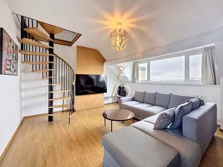 bel appartement 1 chambre + combles ! petit immeuble !