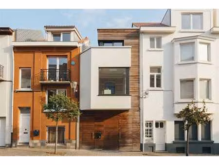 charmante maison en bois à watermael-boitsfort