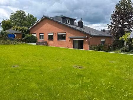 battice - maison 3 façades complètement rénovée