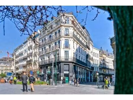 app 84 m² entièrement rénové proximité grand place.