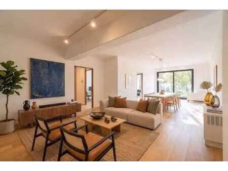 grand appartement lumineux avec terrasses