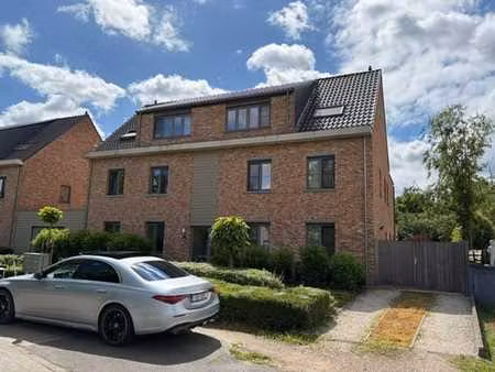 instapklaar dakappartement met 1 slk  garage & z-terras 21m2