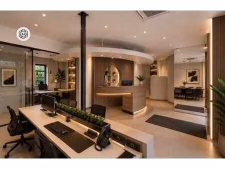 local commercial avec logement en emplacement premium