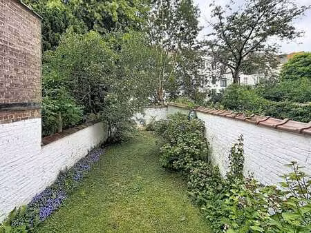 appartement rdchaussée+ jardin + garage