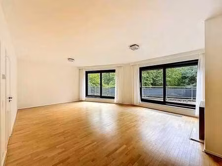 bois de la cambre - appartement 2 ch - 2 sdb - terrasse - pa