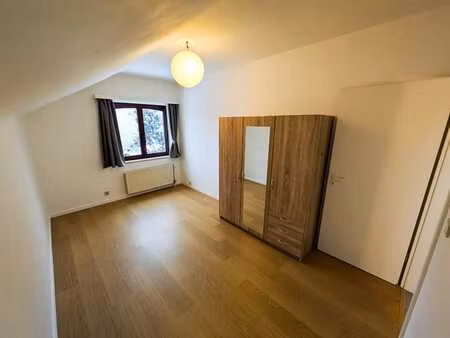 appartement à louer à chastre