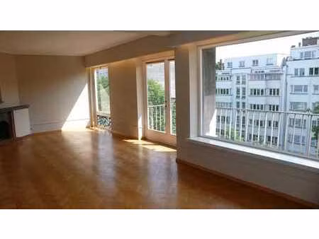 appartement 3 ch + parking