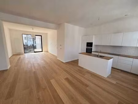 triplex de ±160 m² entièrement rénové au cœur d'ixelles
