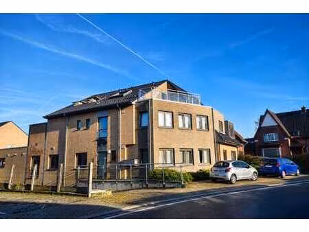 lichtrijk dakappartement met één slaapkamer  zonnig terra...