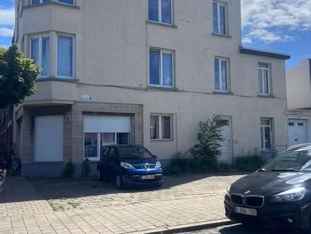 appartement à louer à wilrijk € 850 (lp6lu) - empire estates | zimmo