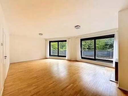 appartement à louer à uccle € 1.840 (lp6q2) - victoire junot location | zimmo