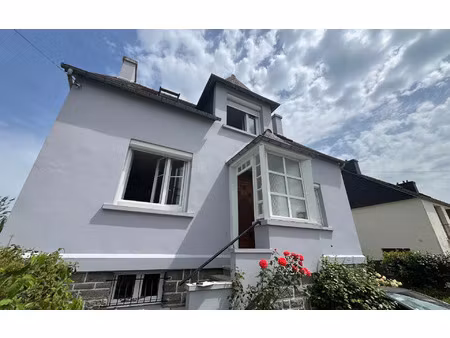 maison carhaix-plouguer 111 m² t-4 à vendre  128 400 €