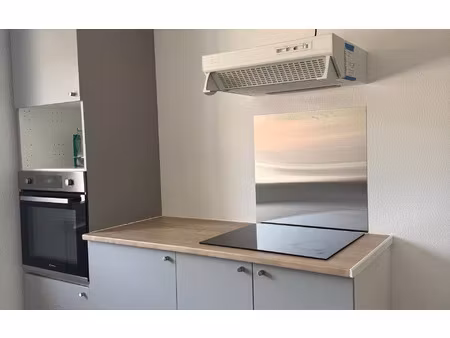location appartement  73 m² t-3 à mazamet  545 €