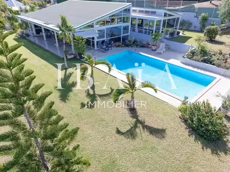 vente maison 7 pièces 296 m² à le moule (97160)  1 449 000 €