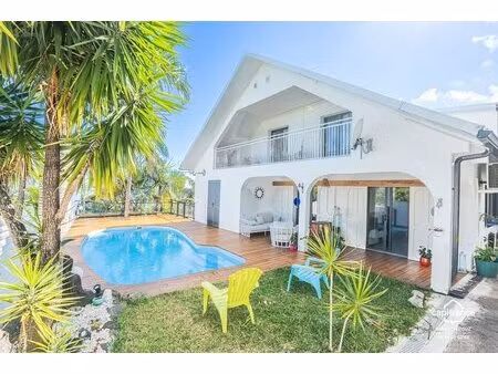villa f8 rénovée - piscine chauffée et vue mer – la possession  ravine à malheur