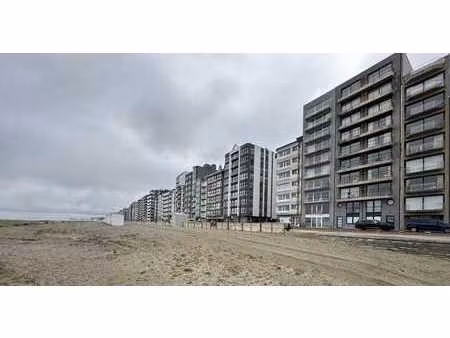 magnifique appartement traversant avec vue frontale sur la