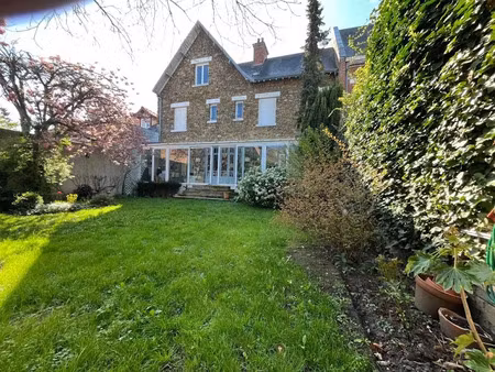 vente maison 6 pièces 186 m² à amiens (80000)  670 000 €