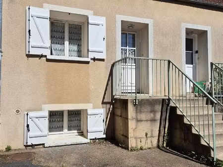 la ferte alais  proche gare rer d dans un ensemble en copropriété  un appartement type...