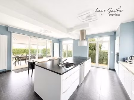 superbe villa individuelle 208 m² – 7 pièces - sous-sol complet – terrain 1400 m² – la...