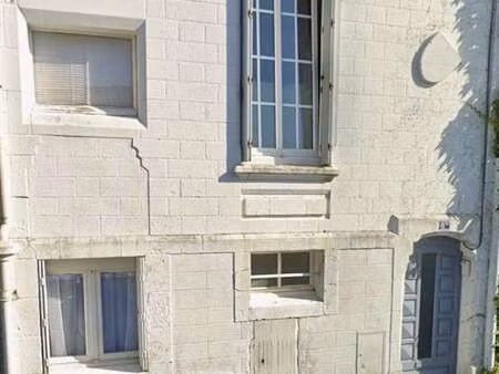 vente immeuble à la roche-sur-yon centre ville (85000) : à vendre / 77m² la roche-sur-yon 
