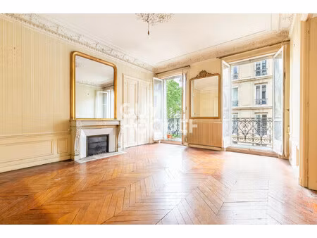 appartement à vendre de 5 pièces de 103 m² 3 chambres balcon
