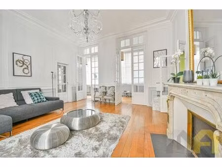 appartement de luxe de 3 pièces en location à saint-germain  odéon  monnaie  france