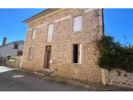 maison saint-auvent 85 m² t-3 à vendre  109 500 €