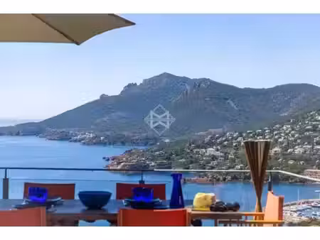villa de luxe de 8 pièces en location théoule-sur-mer  france