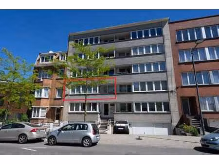 spacieux et lumineux appartement 3 chambres avec 2 terrasses