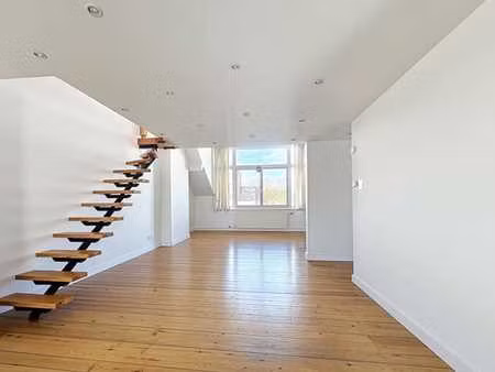 chatelain - duplex penthouse avec grande terrasse