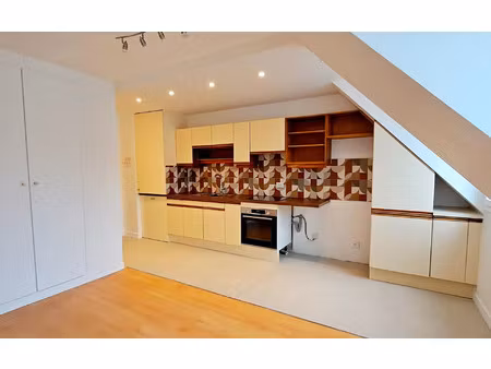 location appartement  89.01 m² t-2 à fontainebleau  1 400 €
