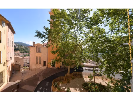 location appartement  42.76 m² t-1 à grasse  606 €