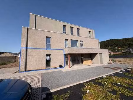 appartement neuf 3 chambres avec jardin et 2 parkings